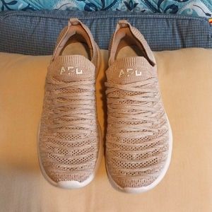 APL TECHLOOM WAVE SZ9